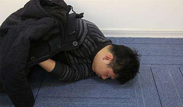 熬夜猝死的前兆是什么？熬夜出現(xiàn)這4個種跡象，千萬要注意！