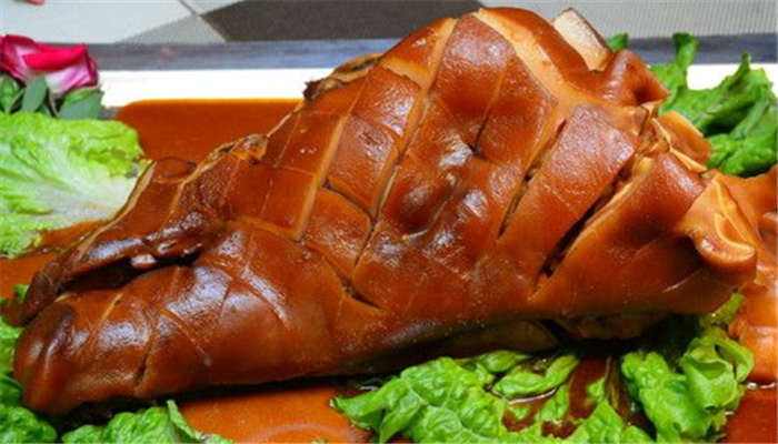 導(dǎo)致癌癥的食物有哪些？那些食物平時(shí)我們不能多吃？