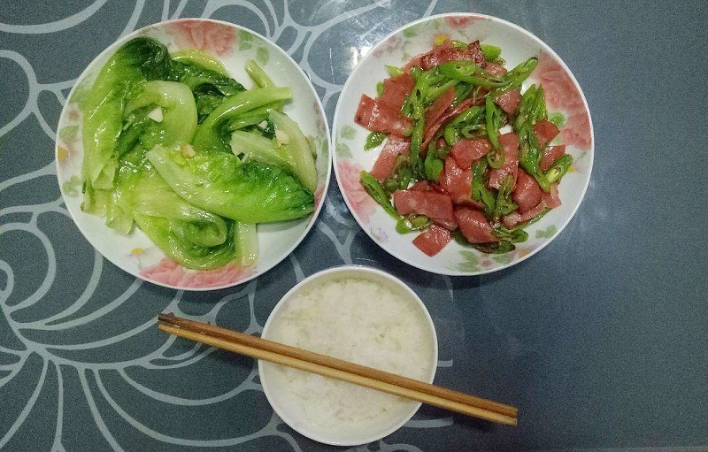 晚飯后養(yǎng)生小知識，晚飯時按序做5件事，舒暢安康還養(yǎng)身！