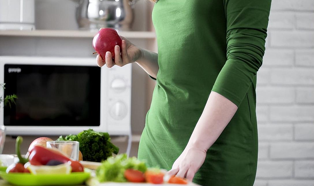 血糖升高會出現(xiàn)哪些癥狀？如何調(diào)節(jié)我們的血糖？