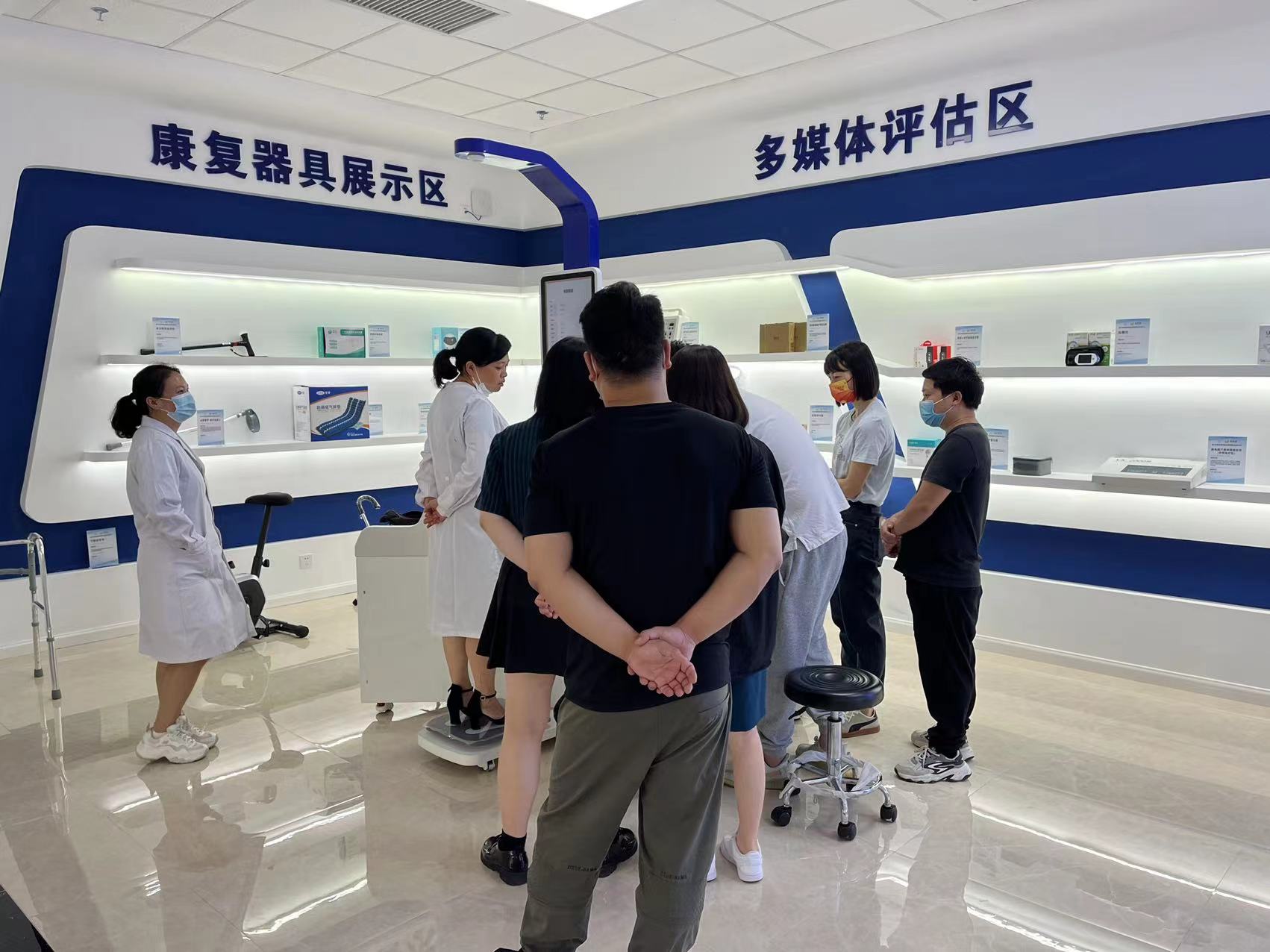 建設(shè)健康小屋需要哪些設(shè)備？