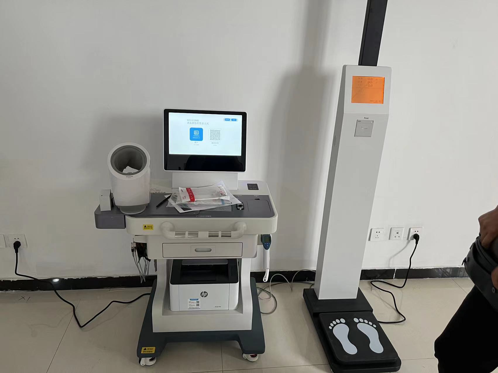 全自動(dòng)身高體重儀可應(yīng)用于哪些場景？優(yōu)點(diǎn)有哪些？